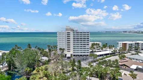 4822 Ocean Boulevard Sarasota FL 34242