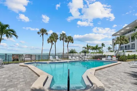4822 Ocean Boulevard Sarasota FL 34242