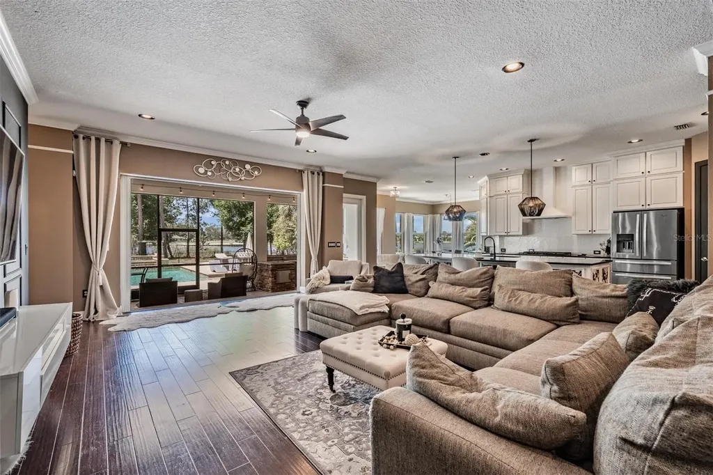 9134 Tillinghast Drive Tampa FL 33626