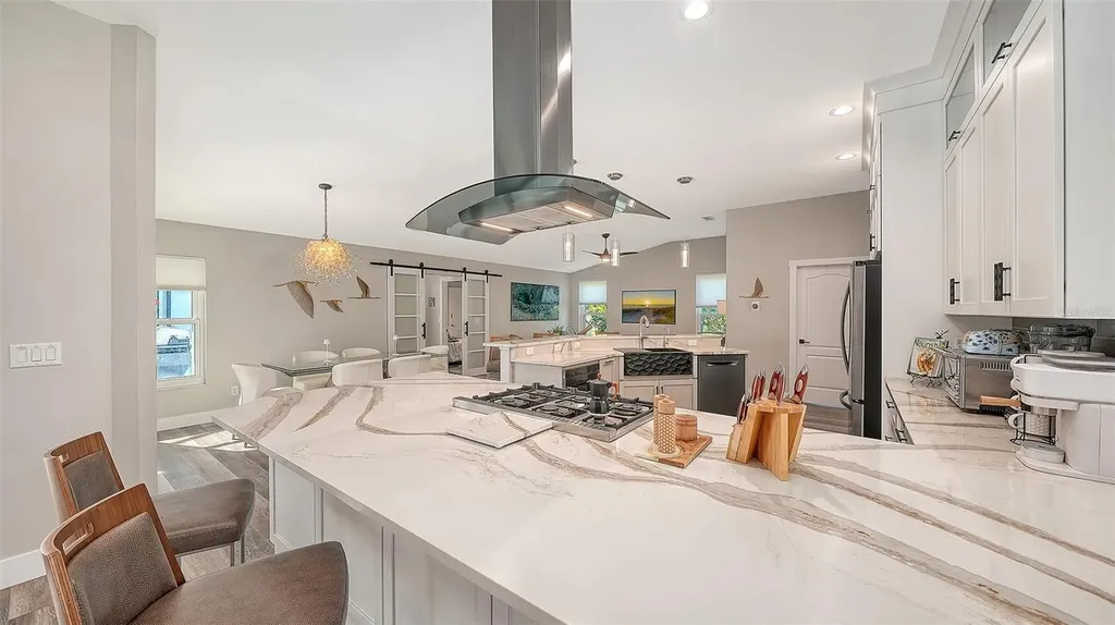 4170 Hearthstone Drive Sarasota FL 34238