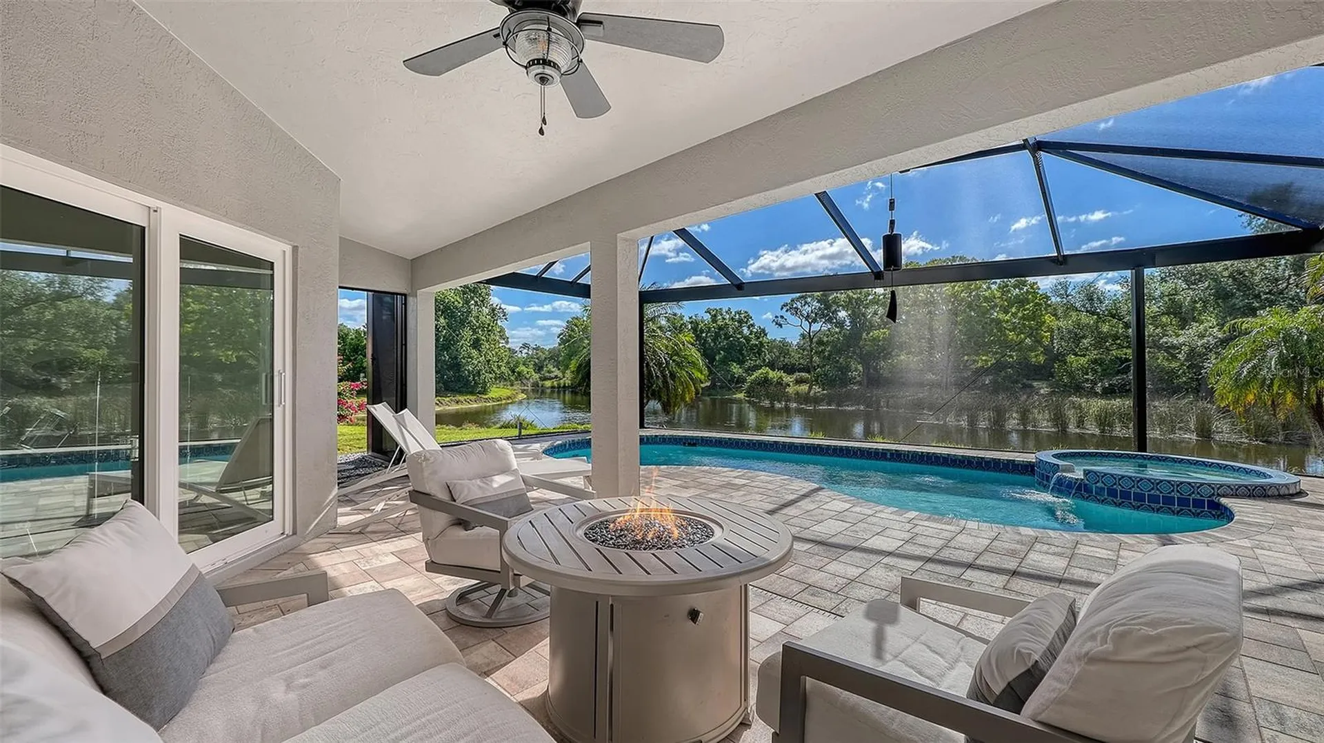 4170 Hearthstone Drive Sarasota FL 34238