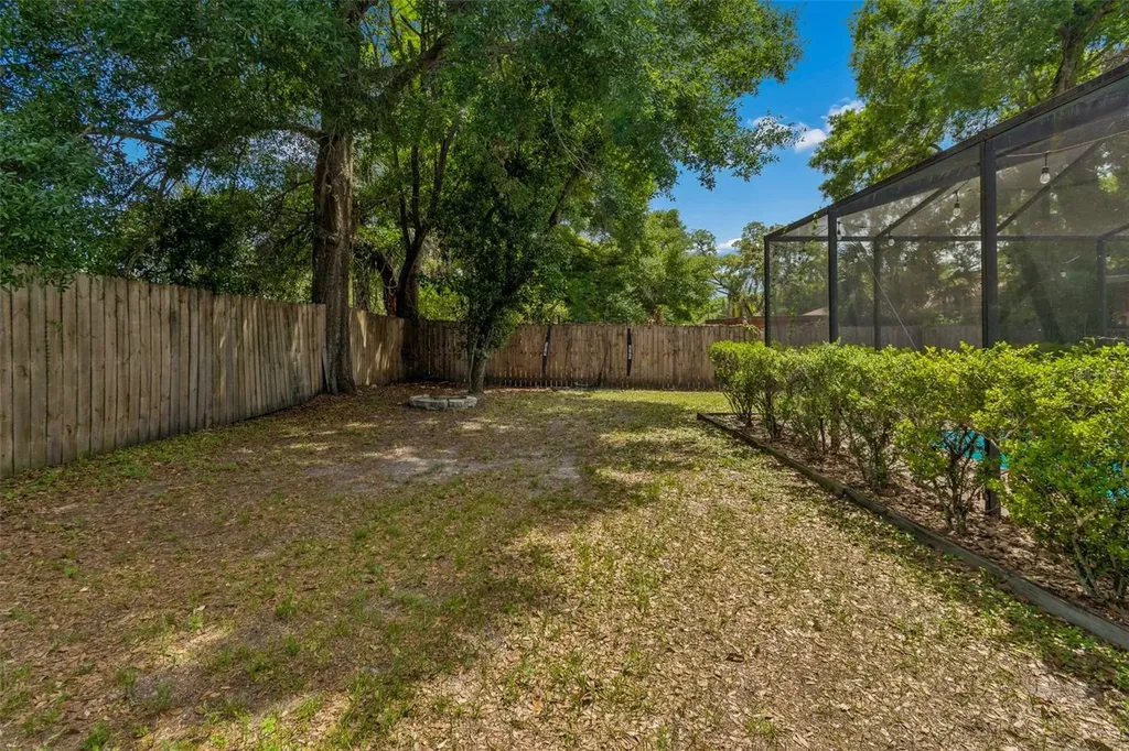 11307 N Boulevard Tampa FL 33612