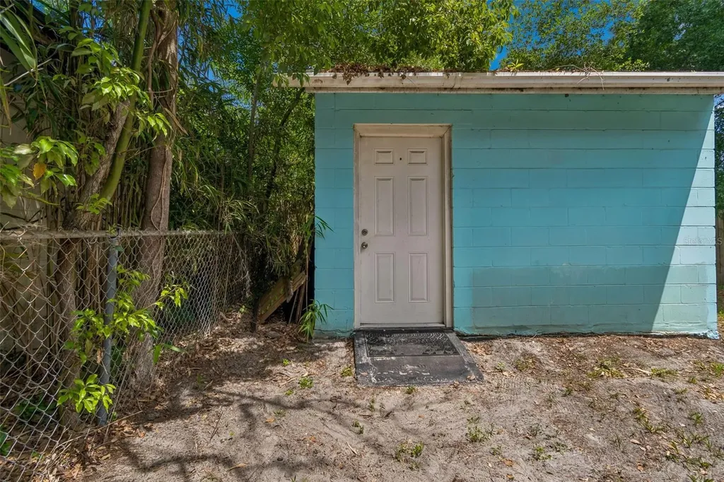 11307 N Boulevard Tampa FL 33612