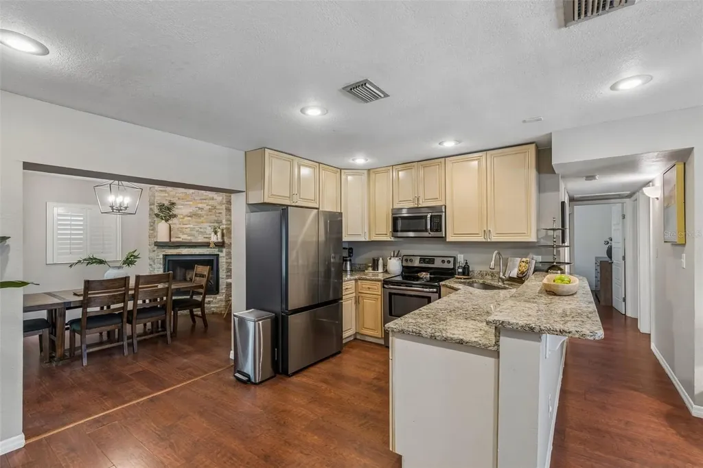 11307 N Boulevard Tampa FL 33612