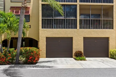 5817 Park Street N St Petersburg FL 33709