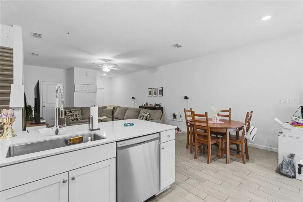 12657 NW 7th Place Newberry FL 32669