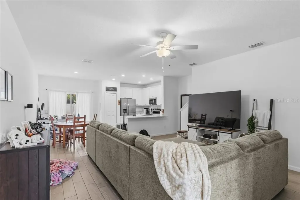 12657 NW 7th Place Newberry FL 32669