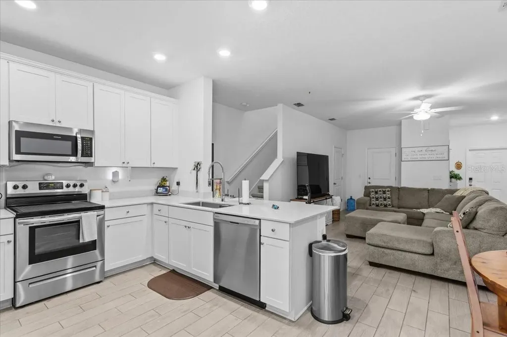 12657 NW 7th Place Newberry FL 32669