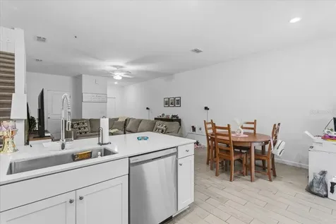 12657 NW 7th Place Newberry FL 32669