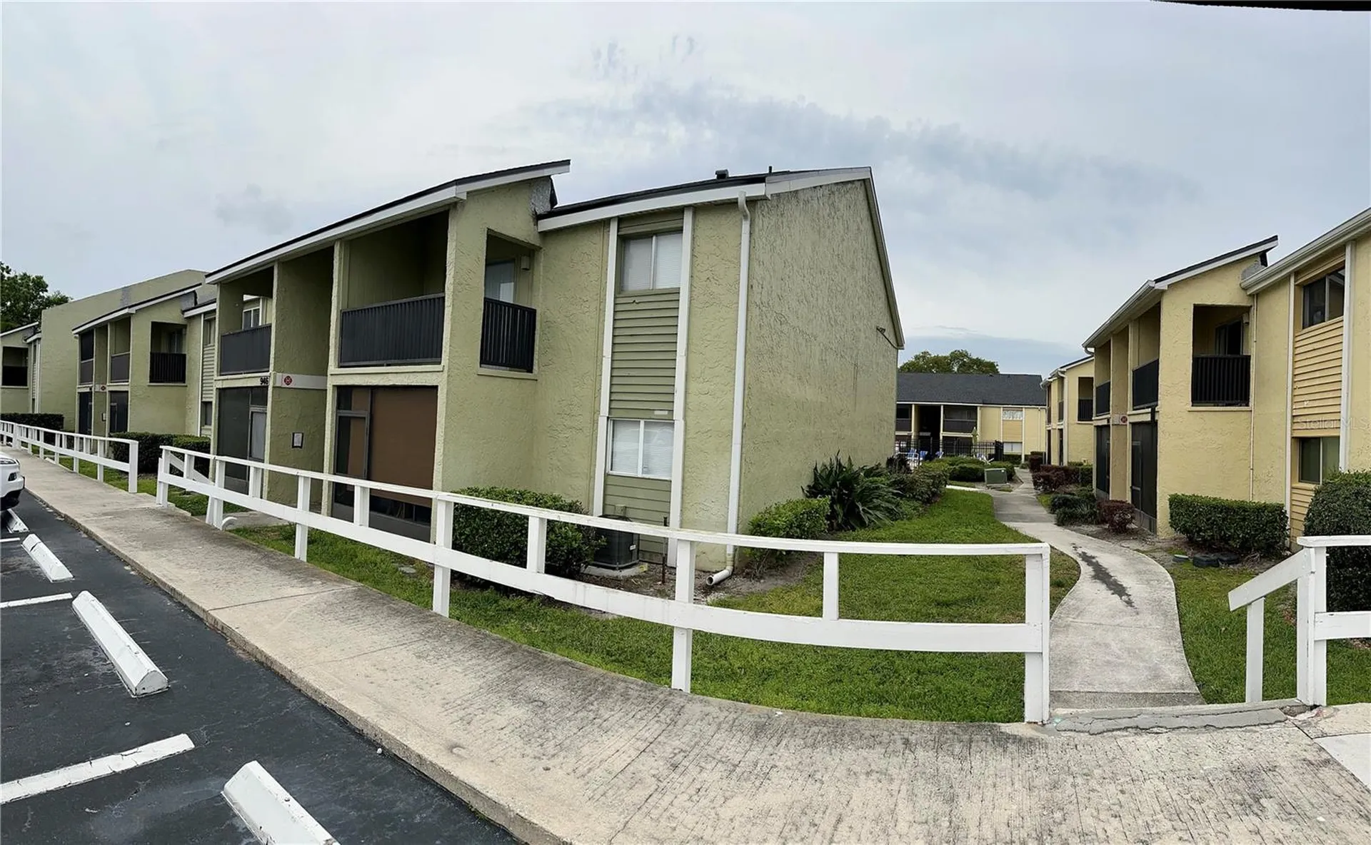 946 Lake Destiny Road Altamonte Springs FL 32714