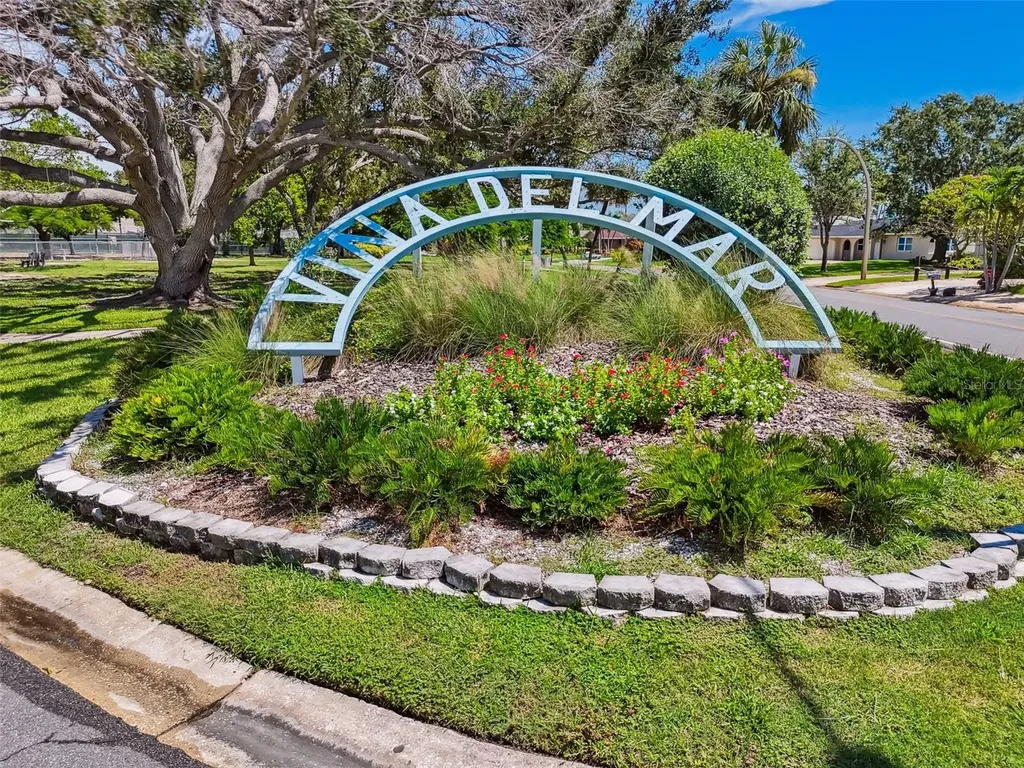 230 S Julia Circle St Pete Beach FL 33706