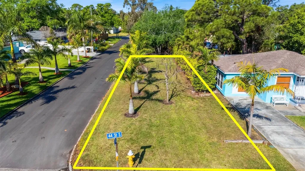44TH Street S Gulfport FL 33711