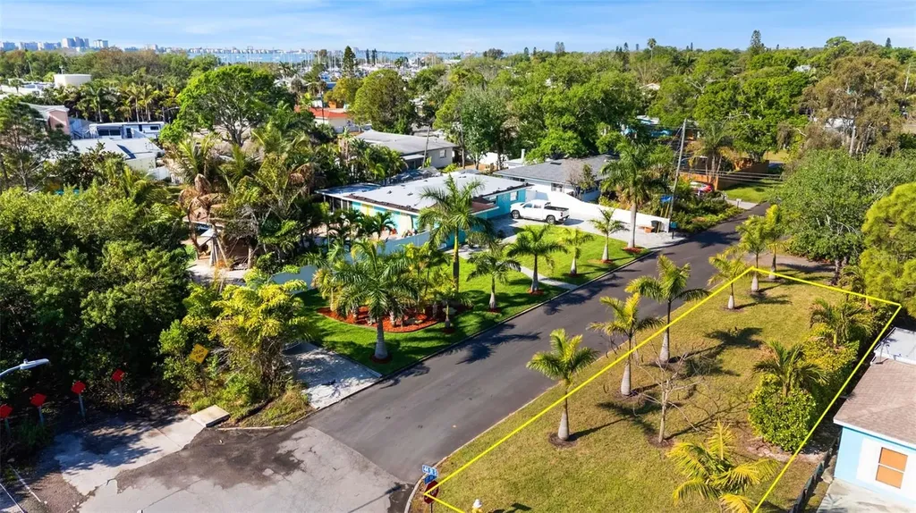 44TH Street S Gulfport FL 33711