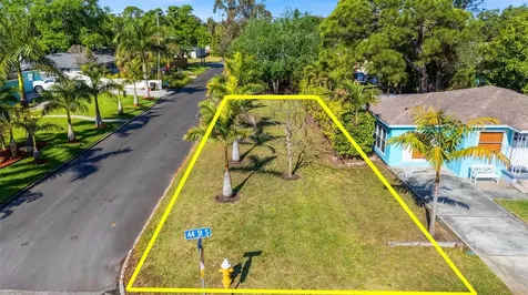 44TH Street S Gulfport FL 33711