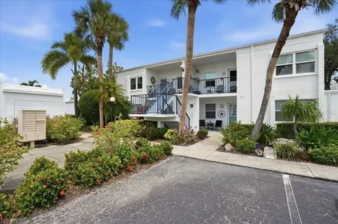 755 Village Circle Venice FL 34292
