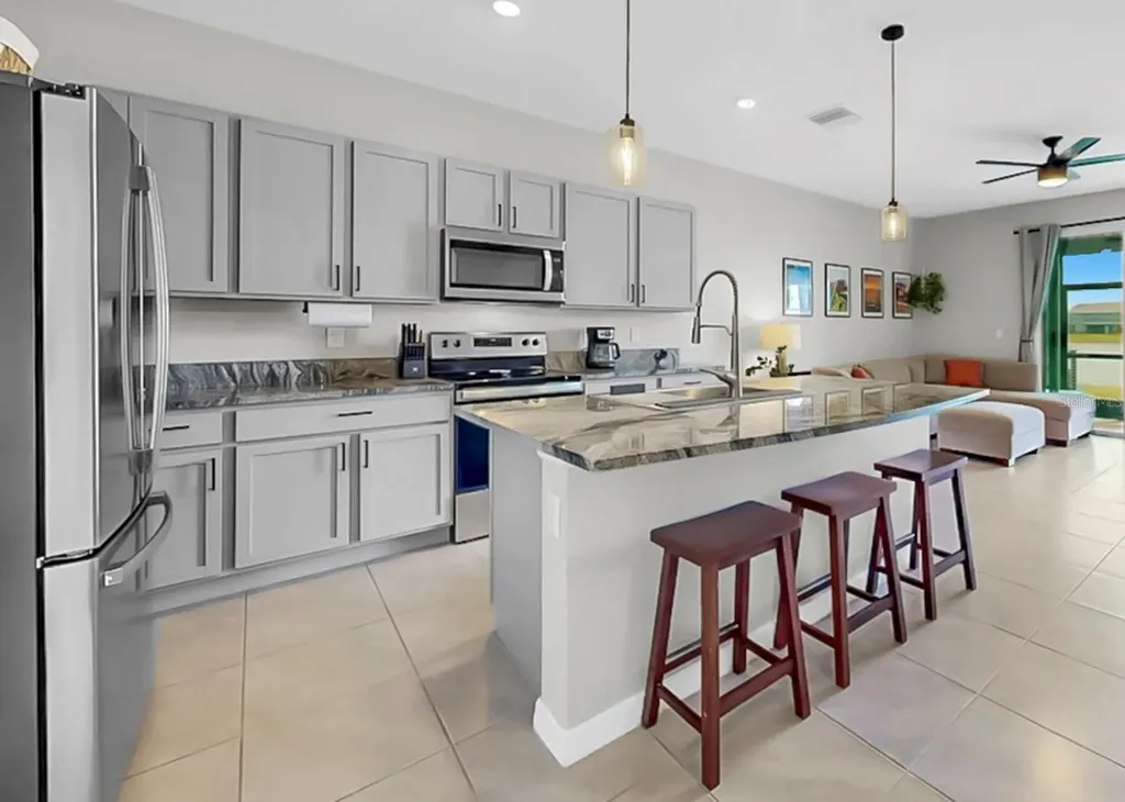 263 Mangrove Shade Circle Apollo Beach FL 33572