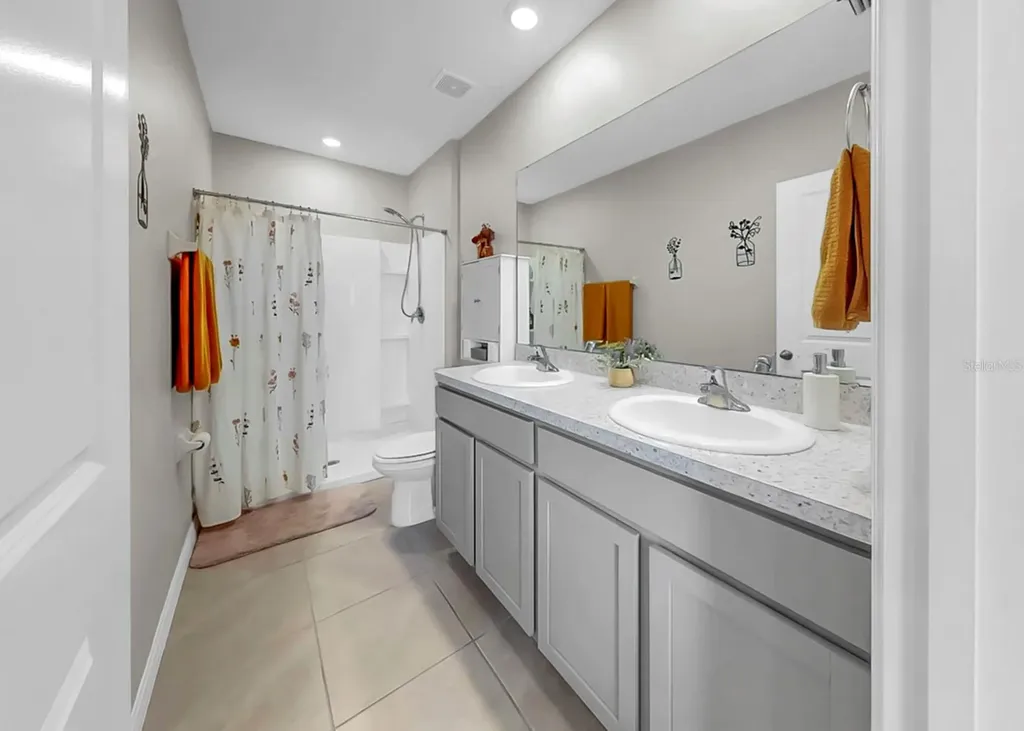 263 Mangrove Shade Circle Apollo Beach FL 33572