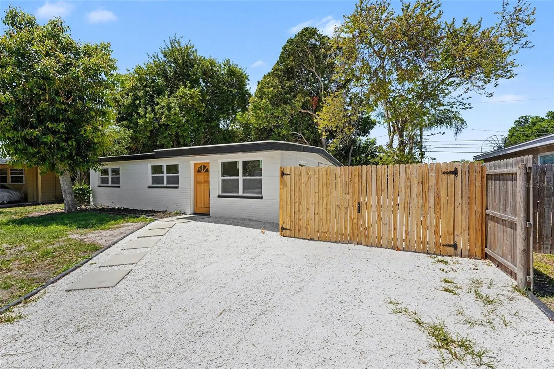 9482 Crestview Street Seminole FL 33772