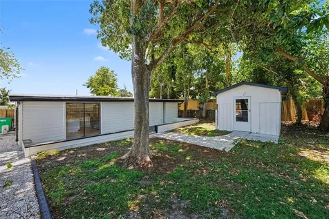 9482 Crestview Street Seminole FL 33772