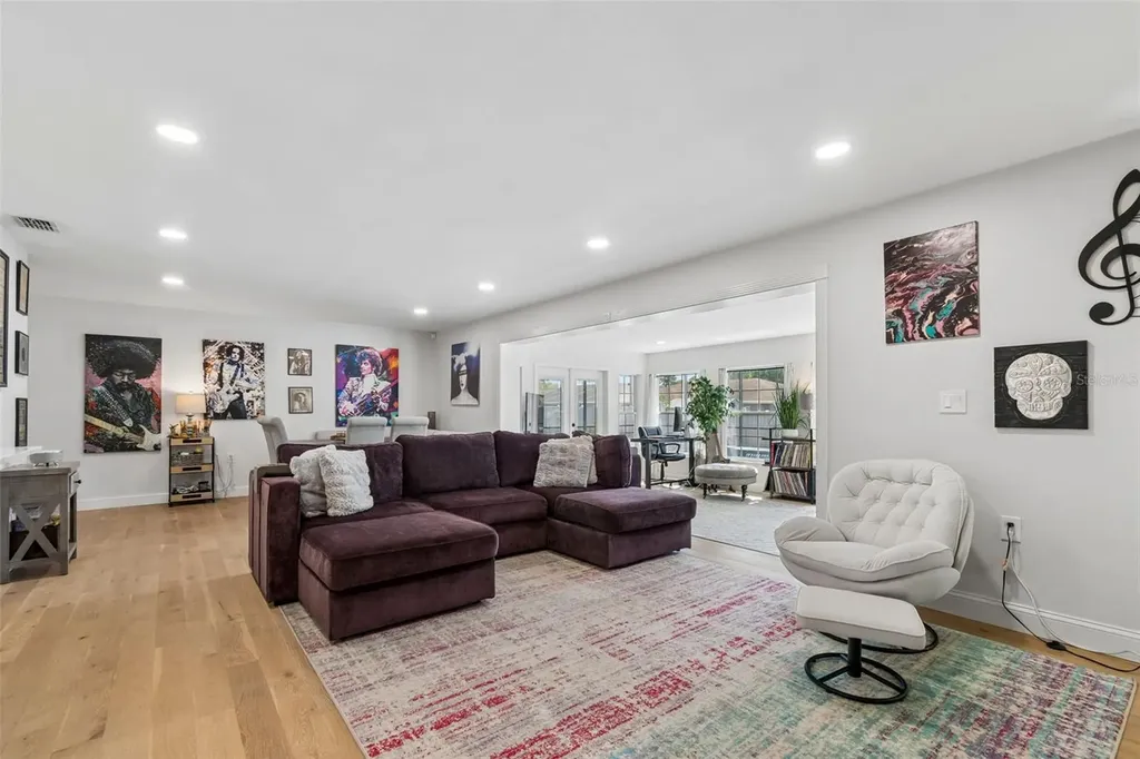 1850 Lombardy Drive Clearwater FL 33755