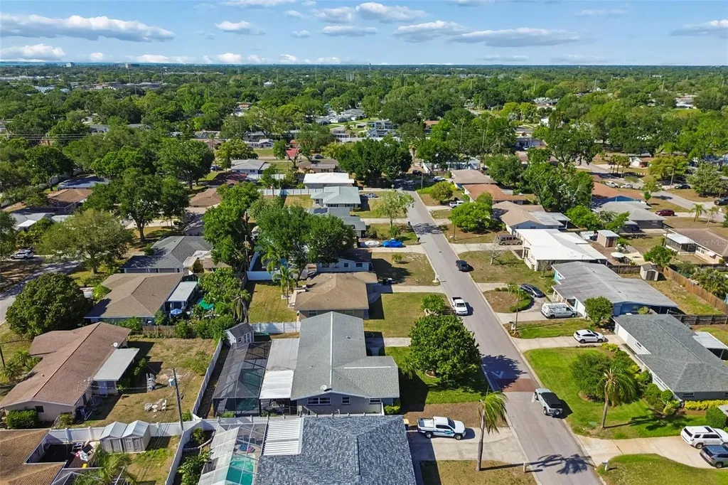 1850 Lombardy Drive Clearwater FL 33755