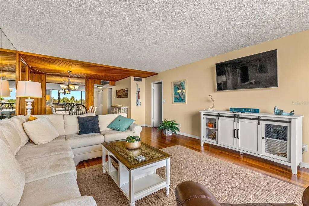 9495 Blind Pass Road St Pete Beach FL 33706