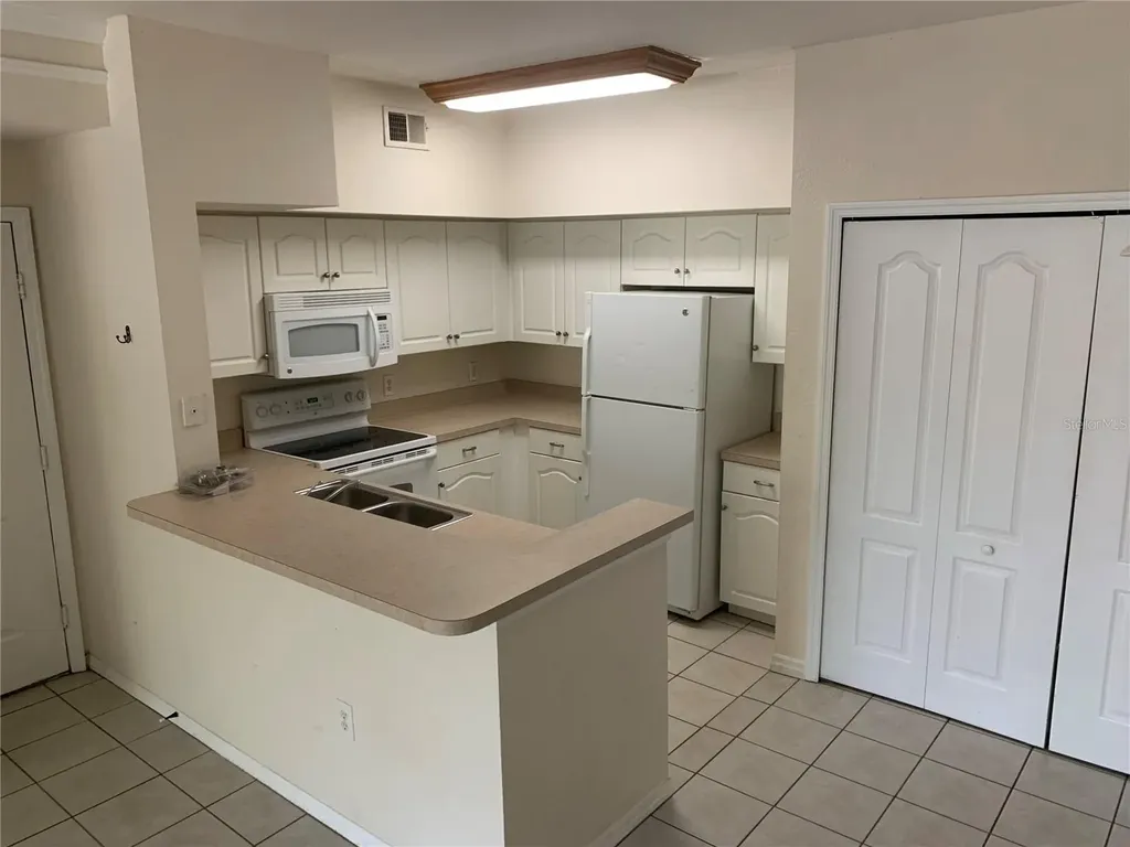 4152 Central Sarasota Parkway Sarasota FL 34238