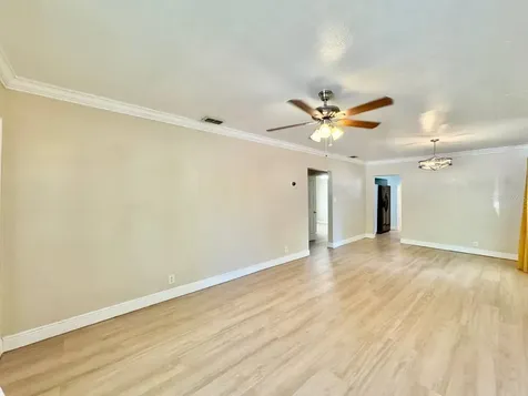 3511 Bishop Eddie Newkirk Way Tampa FL 33605