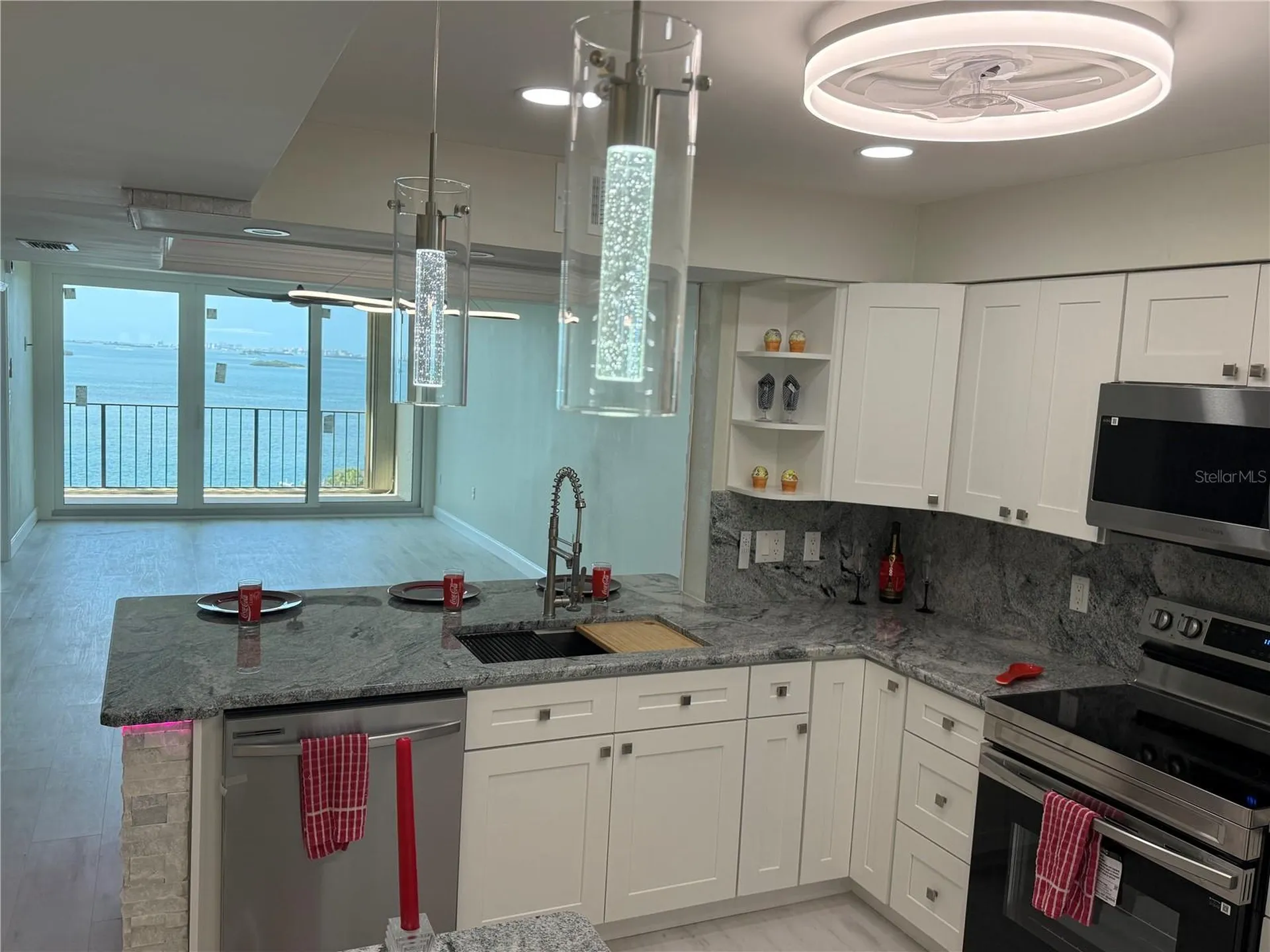 2530 Gary Circle Dunedin FL 34698