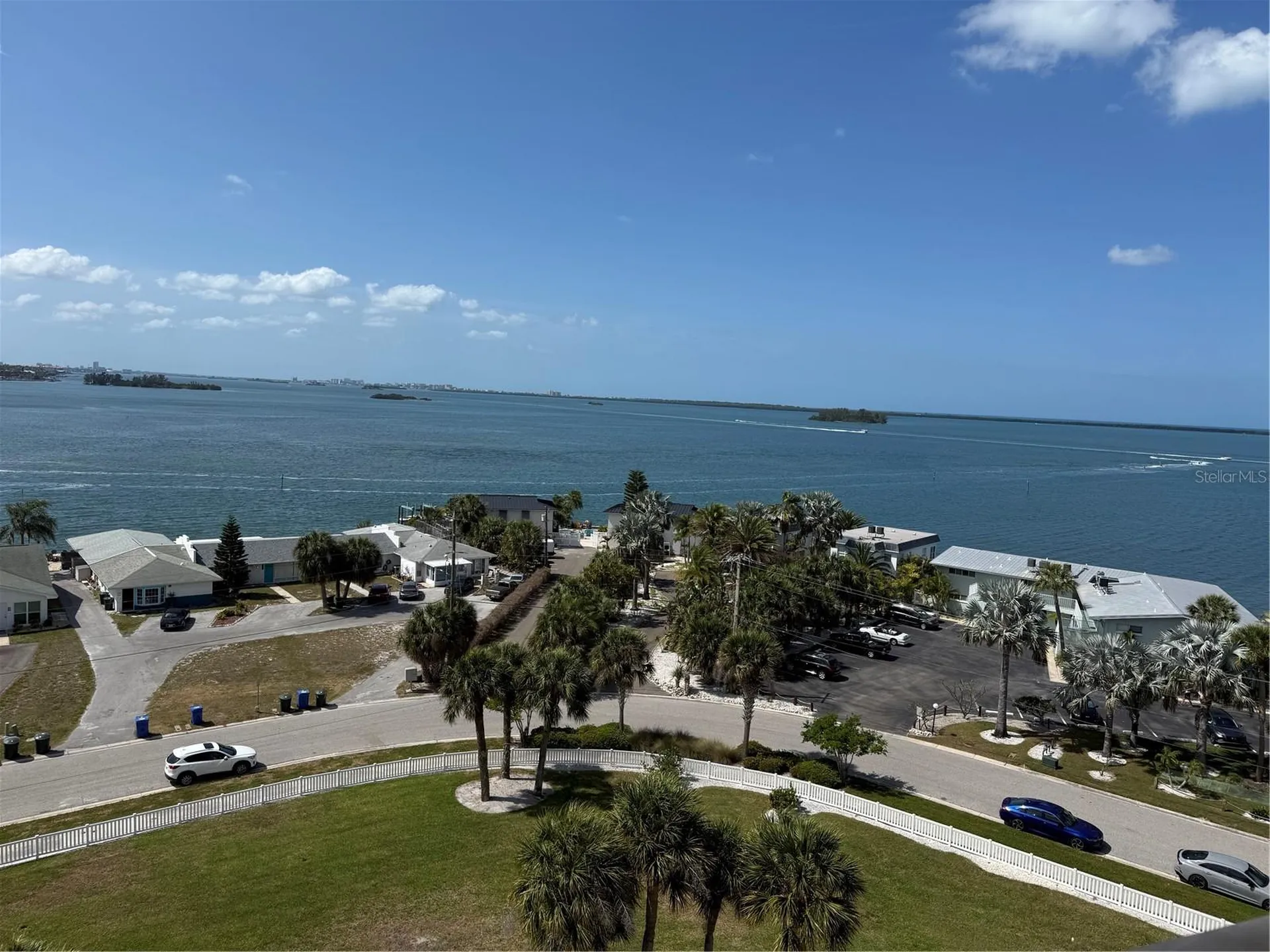 2530 Gary Circle Dunedin FL 34698