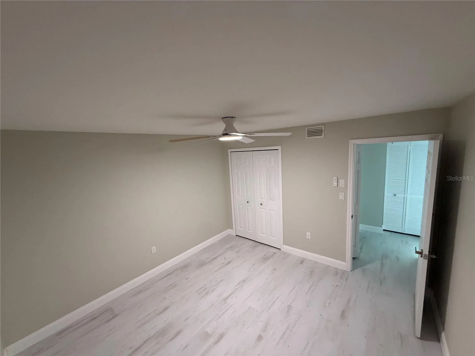 2530 Gary Circle Dunedin FL 34698