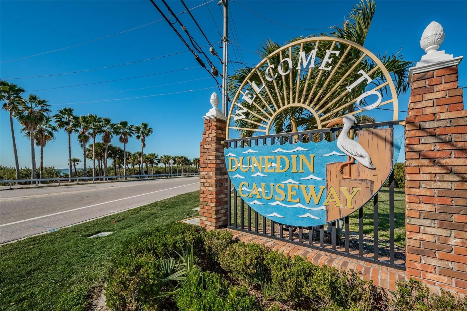 2530 Gary Circle Dunedin FL 34698