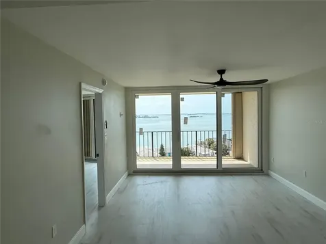 2530 Gary Circle Dunedin FL 34698
