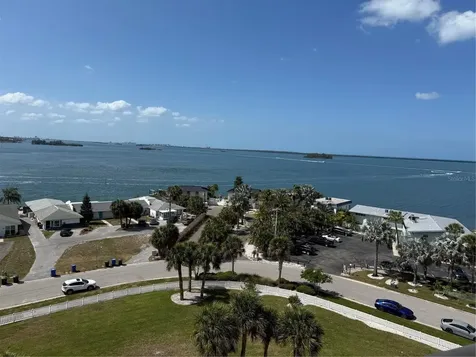 2530 Gary Circle Dunedin FL 34698
