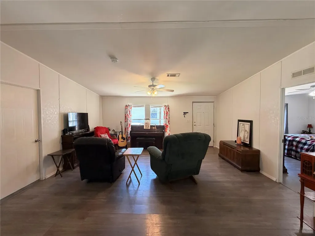 11440 Cr 675w Webster FL 33597