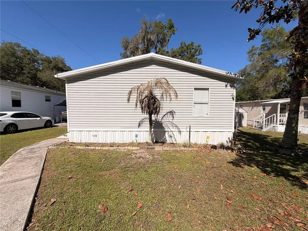 11440 Cr 675w Webster FL 33597