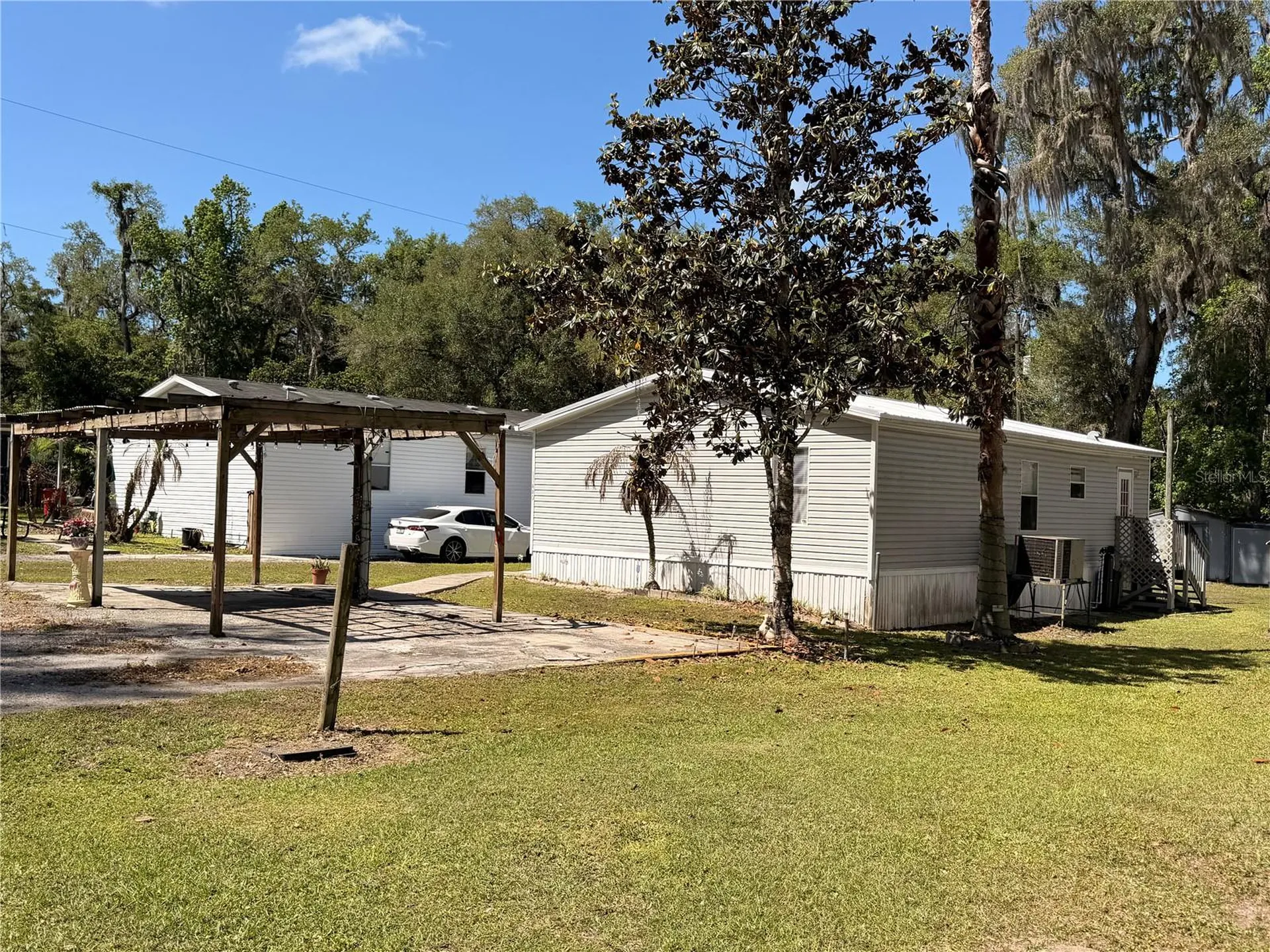 11440 Cr 675w Webster FL 33597