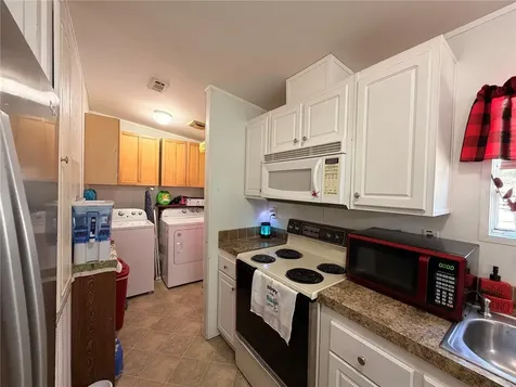 11440 Cr 675w Webster FL 33597