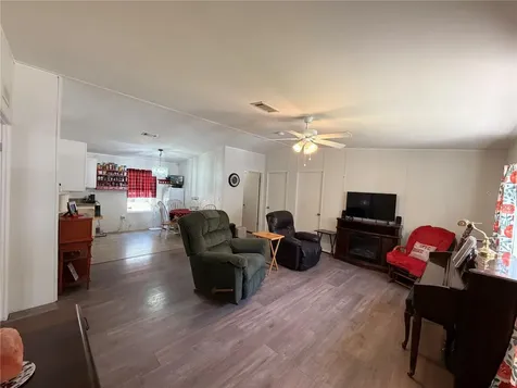 11440 Cr 675w Webster FL 33597