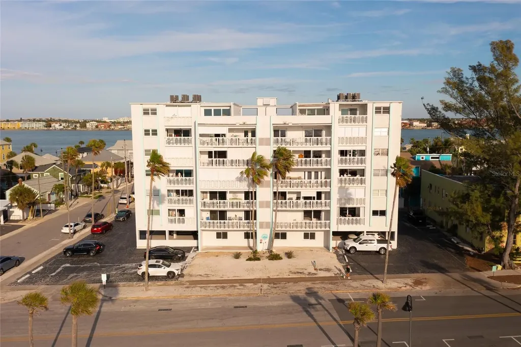 403 Gulf Way St Pete Beach FL 33706