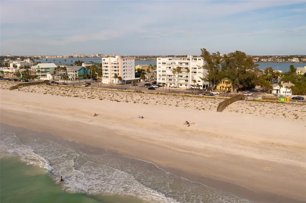 403 Gulf Way St Pete Beach FL 33706