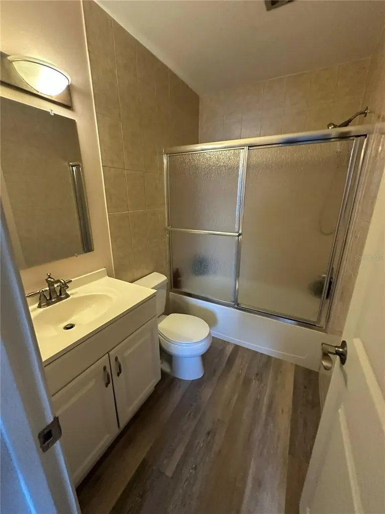 1084 82nd Terrace N St Petersburg FL 33702