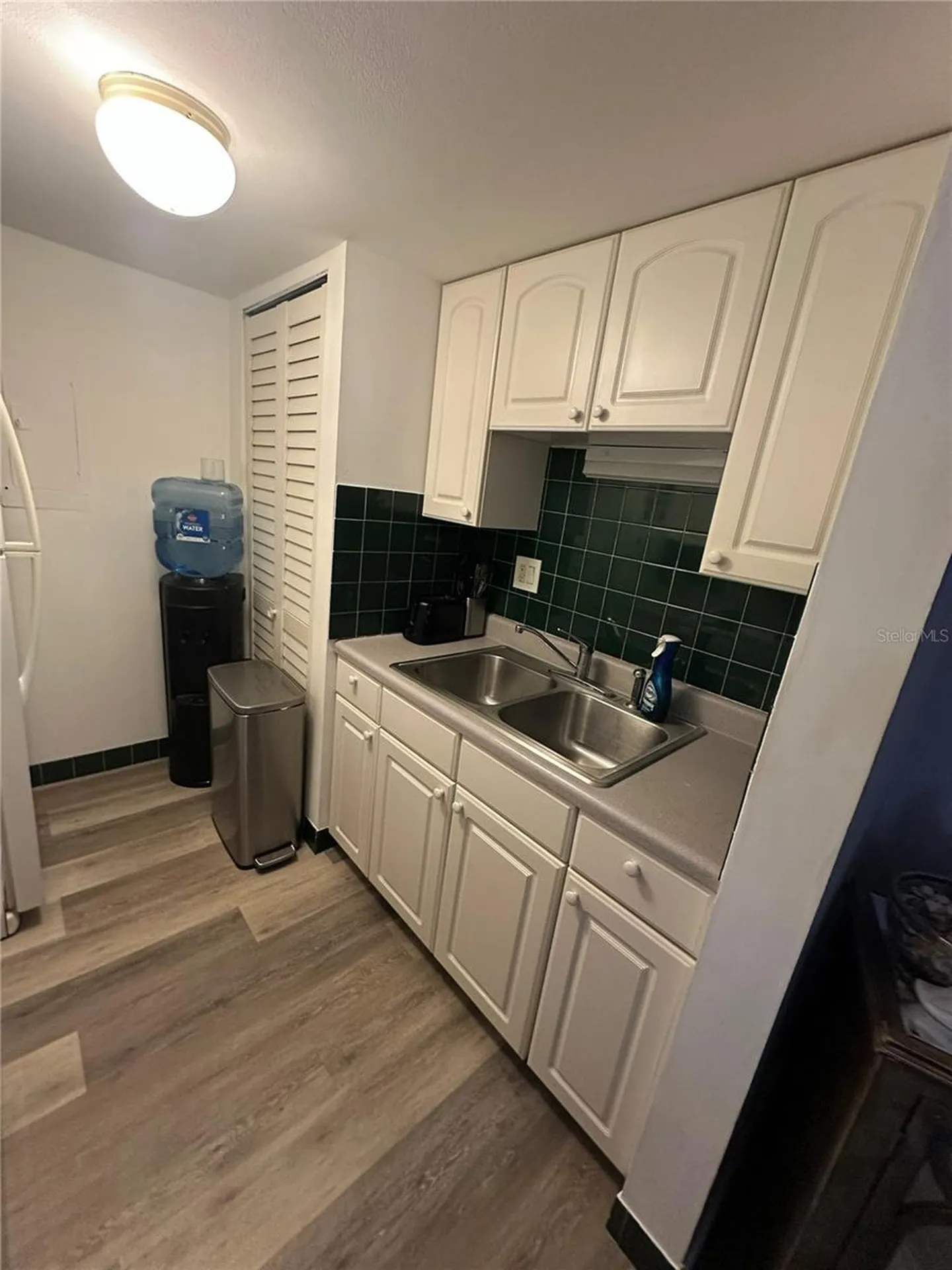 1084 82nd Terrace N St Petersburg FL 33702