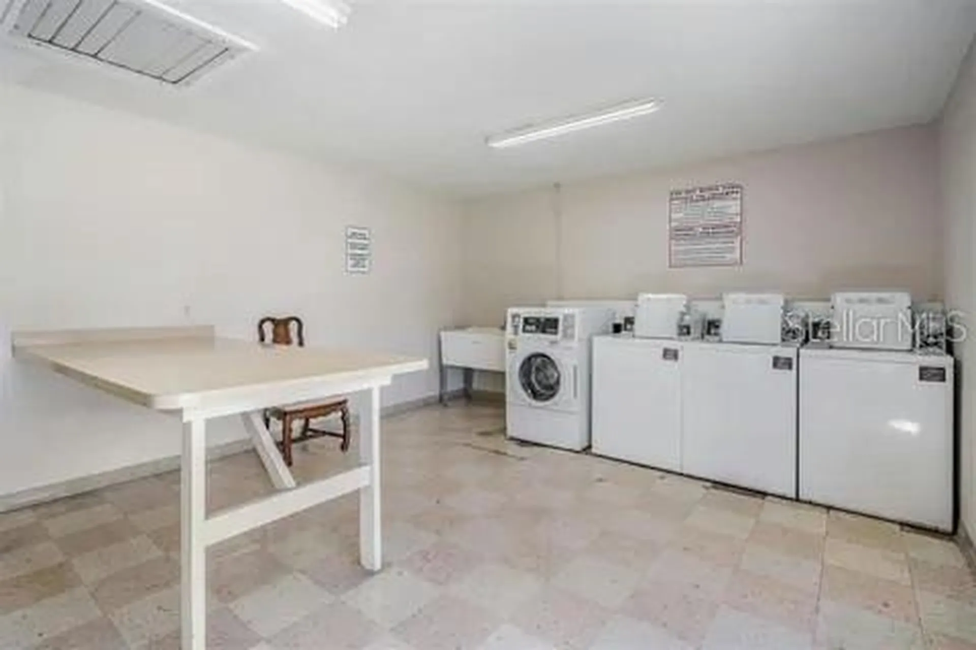 1084 82nd Terrace N St Petersburg FL 33702