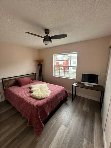 1084 82nd Terrace N St Petersburg FL 33702