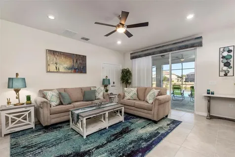 7195 Oakmoss Loop Davenport FL 33837
