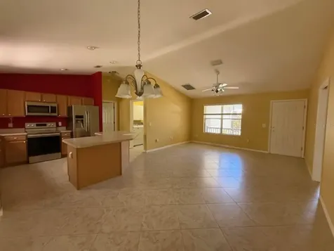 1089 Nash Loop The Villages FL 32162