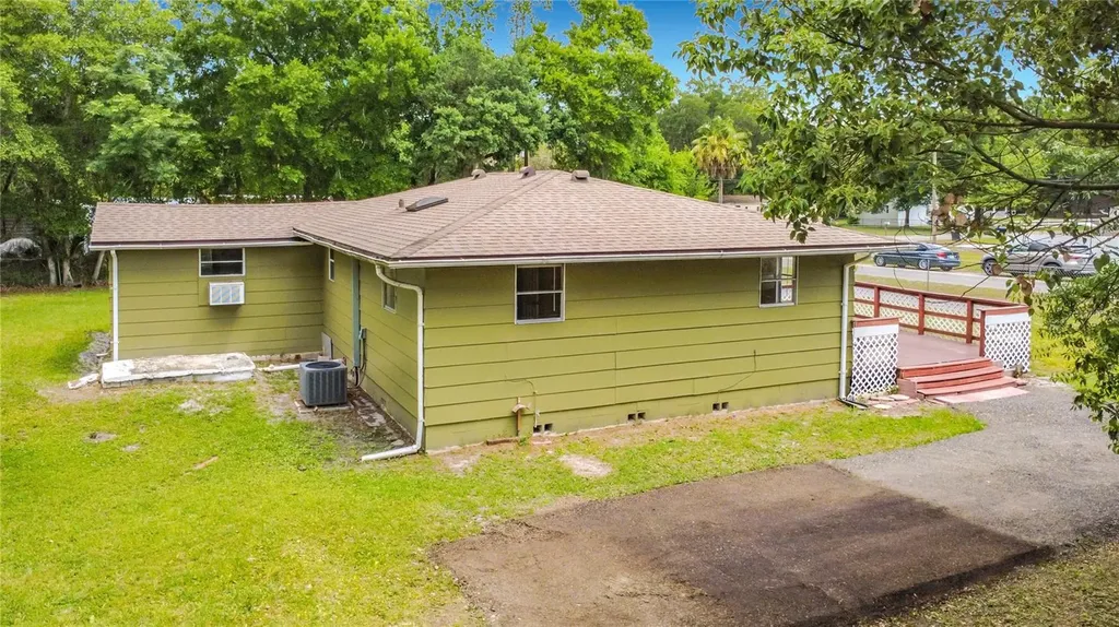 544 Mercury Avenue Orlando FL 32828