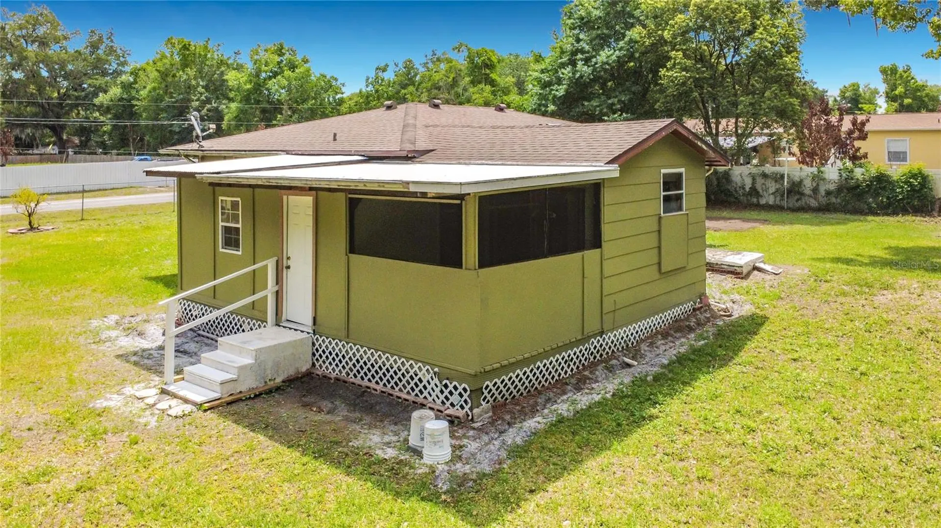 544 Mercury Avenue Orlando FL 32828