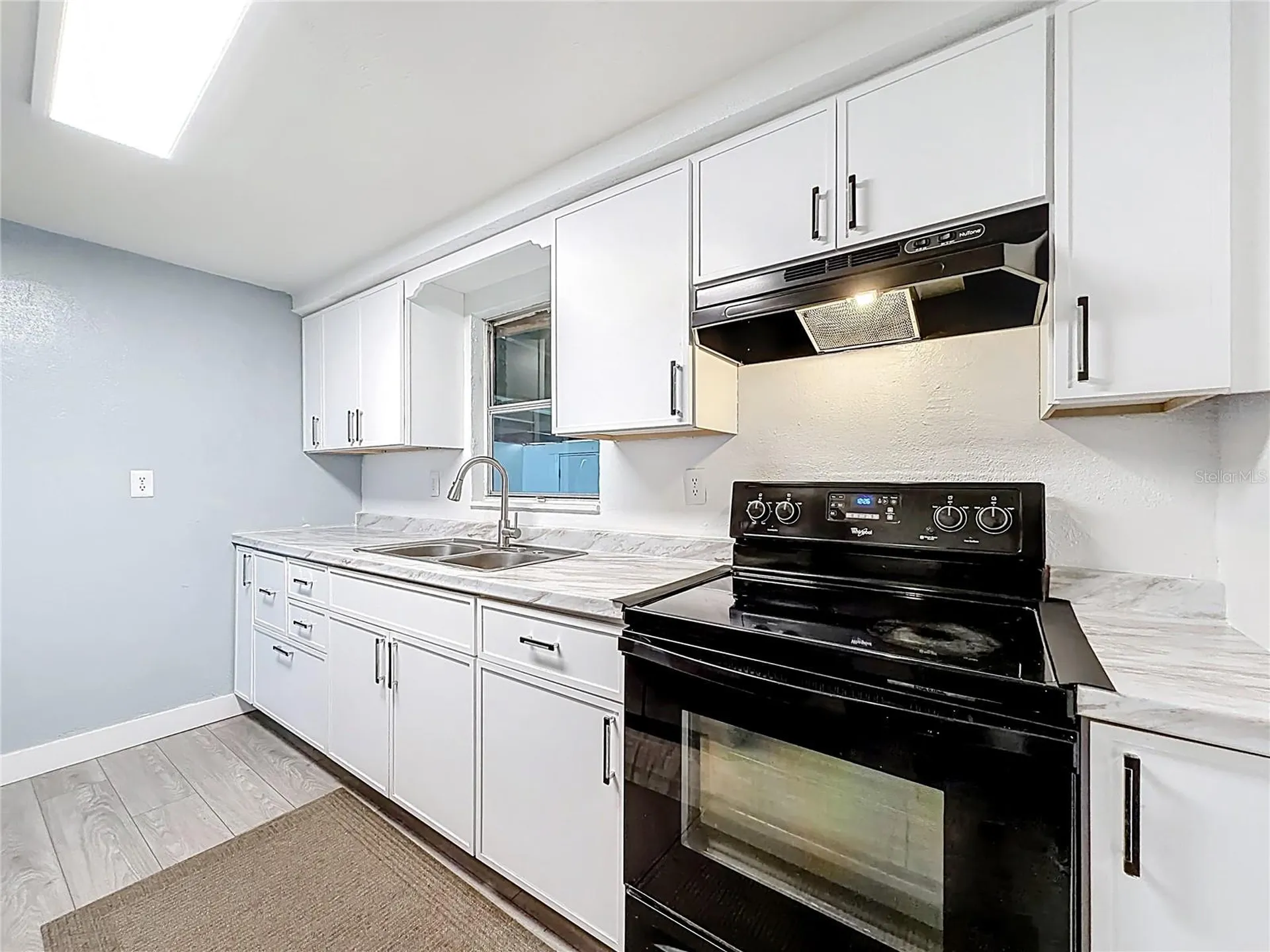 544 Mercury Avenue Orlando FL 32828